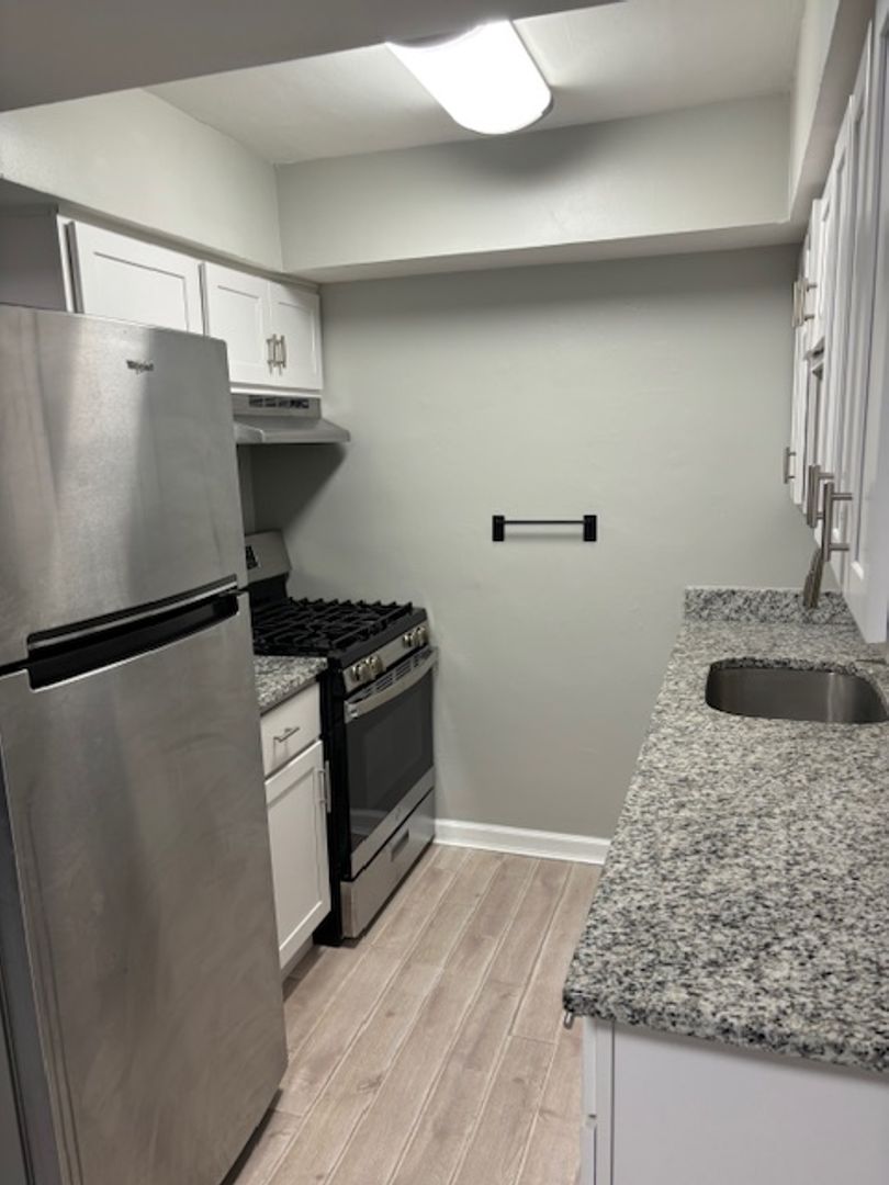 Cincinnati Apartment: 2521 Hackberry Street