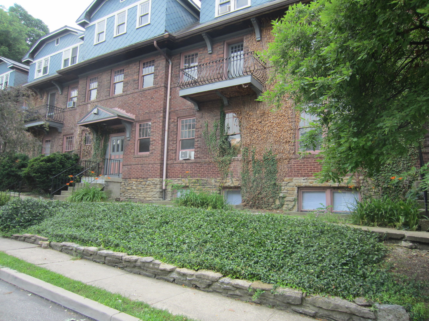 CINCINNATI Apartment: 621-631 CLEMMER AVE.