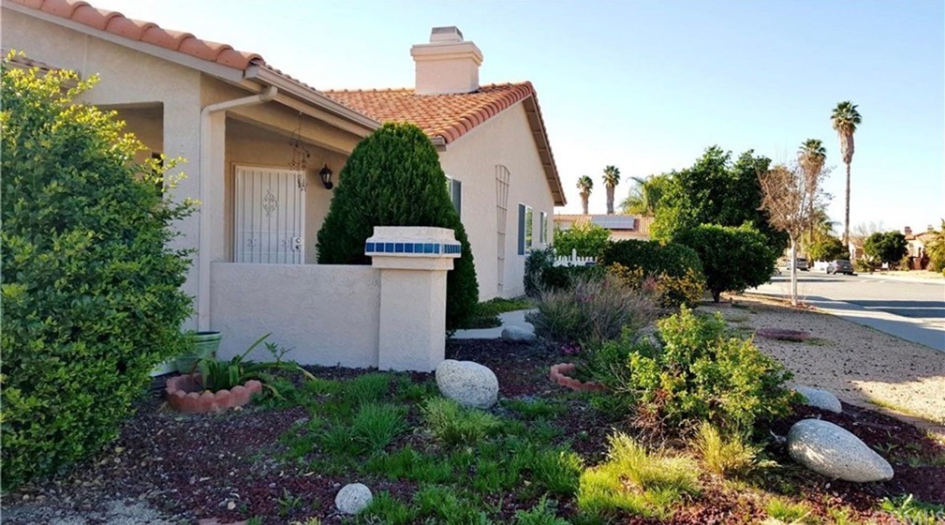 SAN JACINTO House: 401 REPOSO ST