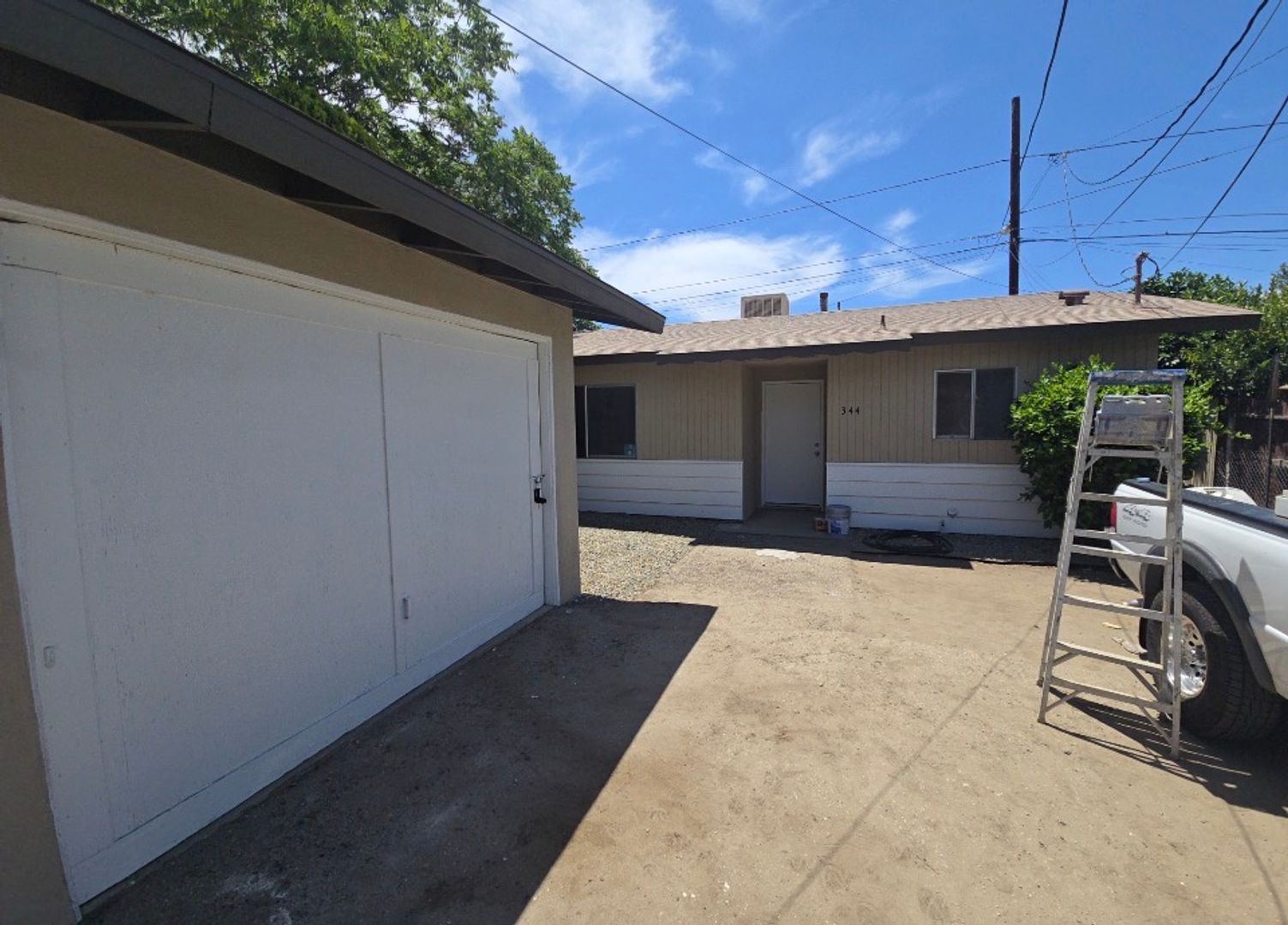 SAN JACINTO House: 344 E. 6TH ST