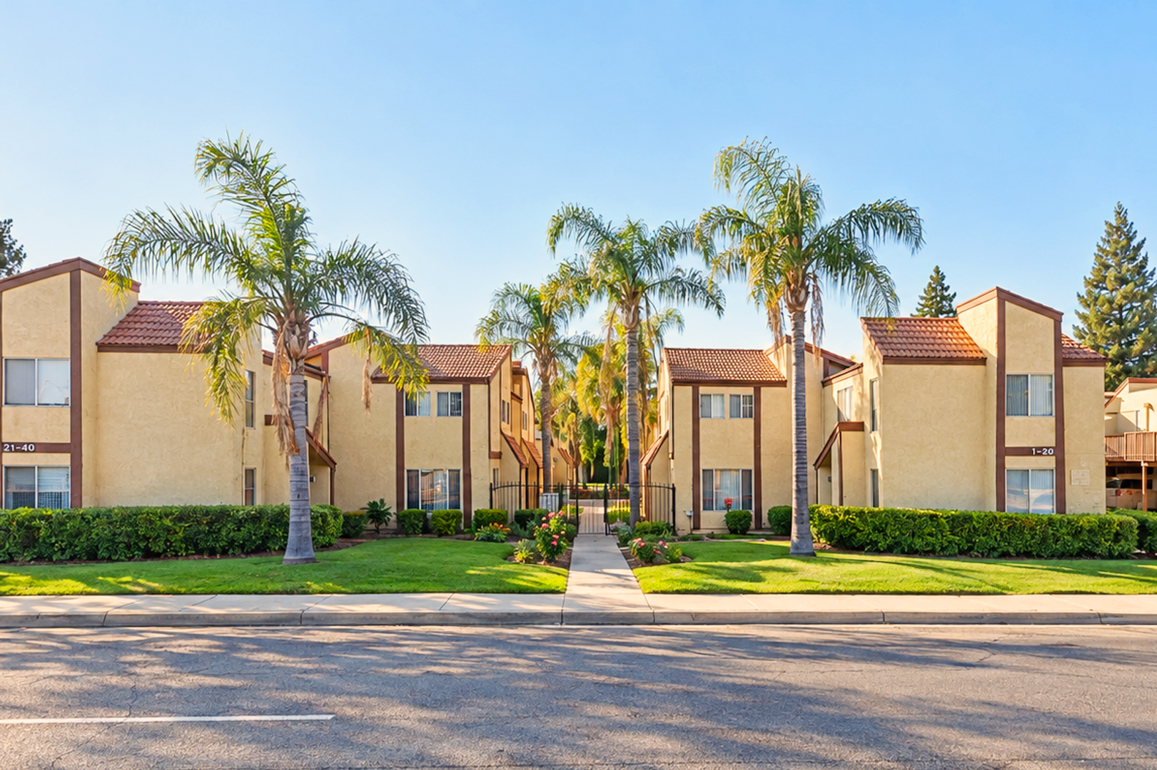 815 S. Demaree St., #06, Visalia, CA 93277