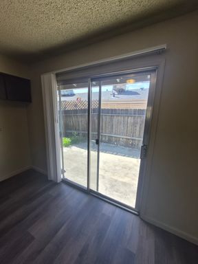 1426 Church Street - #H, Kingsburg, CA 93631
