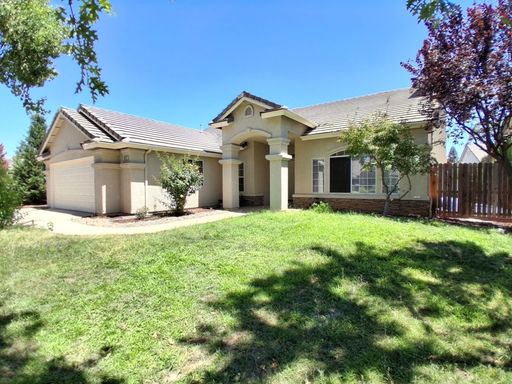 10374 N Sierra Vista Ave., Fresno, CA 93730