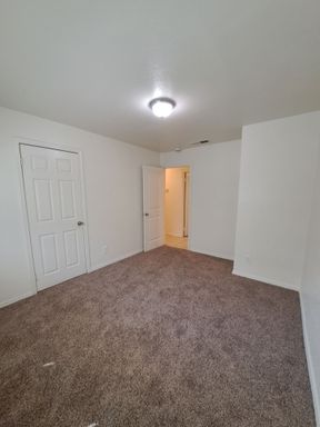 2221 S Poppy Ave , #101, Fresno, CA 93706