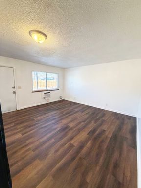 2452 S. 9th Street #A , Fresno, CA 93725
