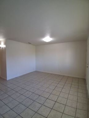 4422 E. Sierra Madre Ave., #203, Fresno, CA 93726