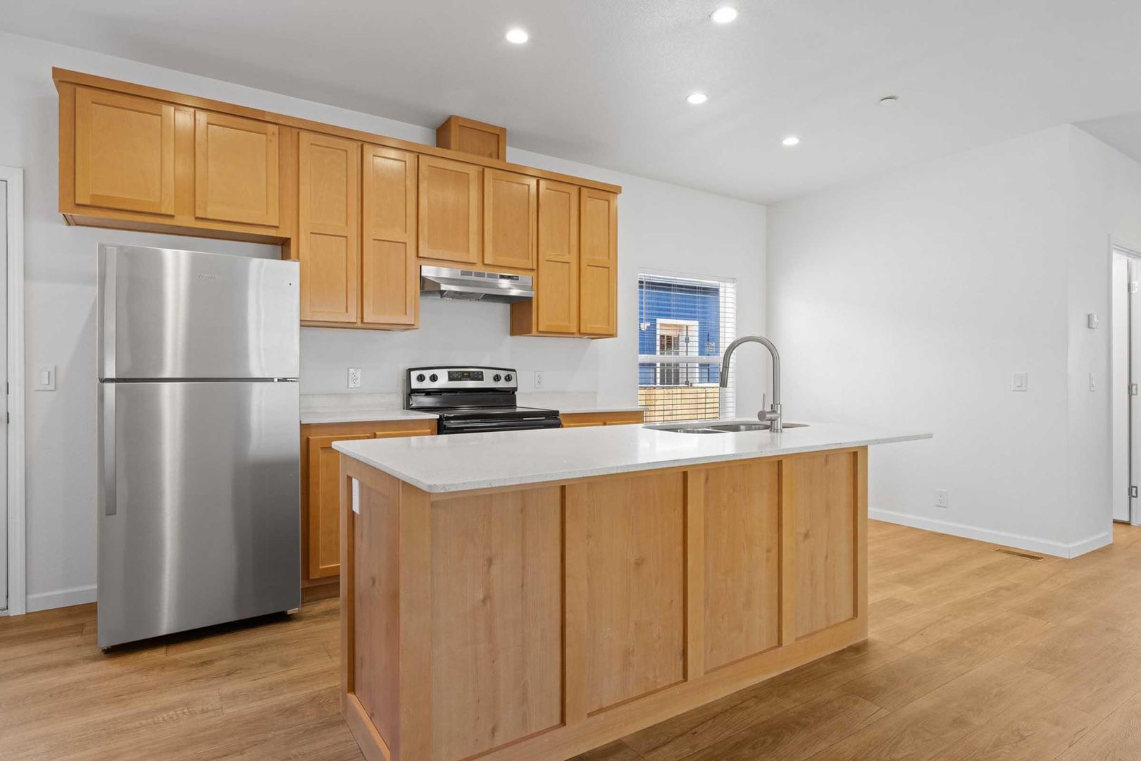 Fresno Apartment: 3572 N. Blythe Ave