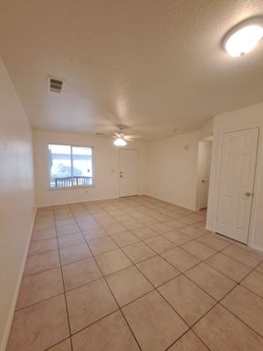 4781 E. Ashlan Ave., #119, Fresno, CA 93726