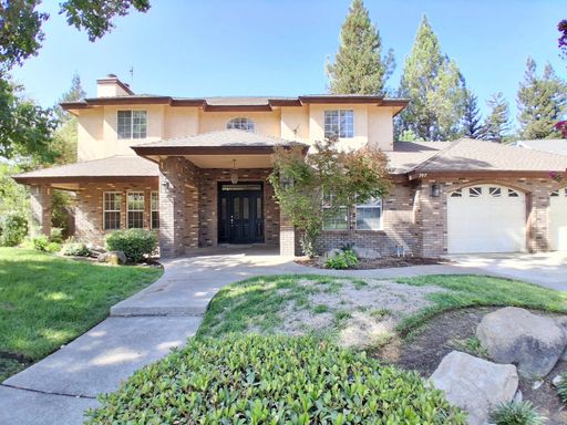 307 W. Bluff Ave , Fresno, CA 93711