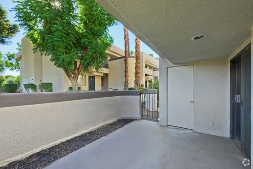 2801 E. Avery Dr., Palm Springs, CA 92264