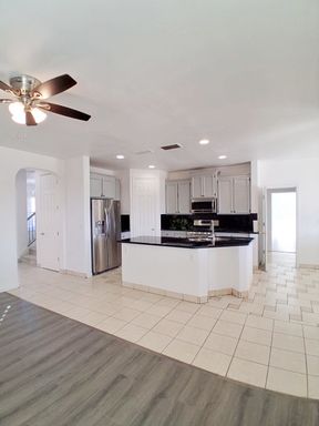 2551 S. Lind Ave, Fresno, CA 93725