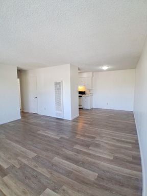4538 E. Hamilton Ave. - 202, Fresno, CA 93702