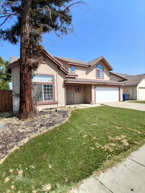 277 W. El Paso Ave. , Clovis, CA 93611