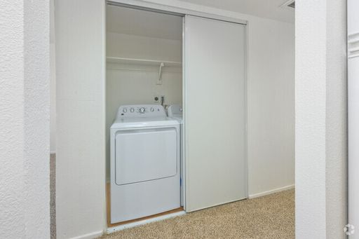 2801 E. Avery Dr., Palm Springs, CA 92264