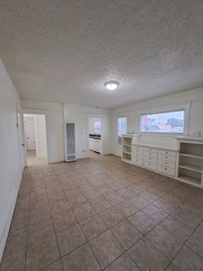 2510 E. Washington Ave, Fresno, CA 93701