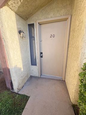 815 S. Demaree St., #20, Visalia, CA 93277