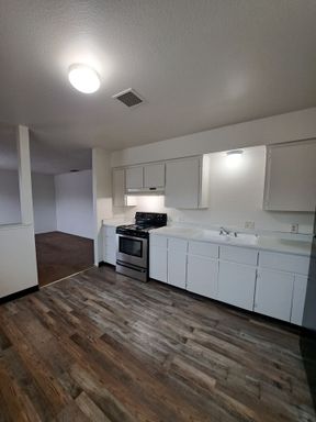 4730 E. Lamona Ave., #203, Fresno, CA 93703