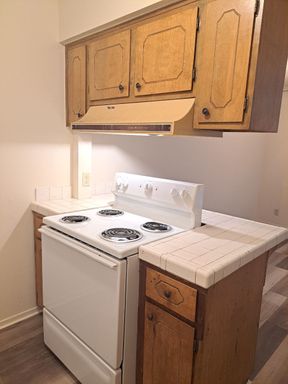 3759 N Abby St., #102, Fresno, CA 93726