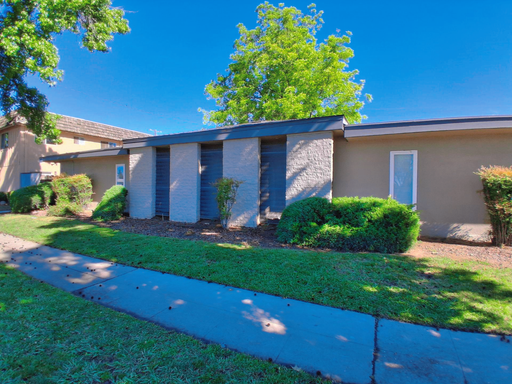 3319 E. Fairmont Ave. - C, Fresno, CA 93726