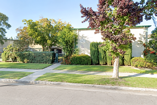 3363 E Sierra Madre Ave - C, Fresno, CA 93726