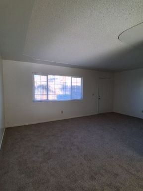 59 W. San Jose Ave, Clovis, CA 93612