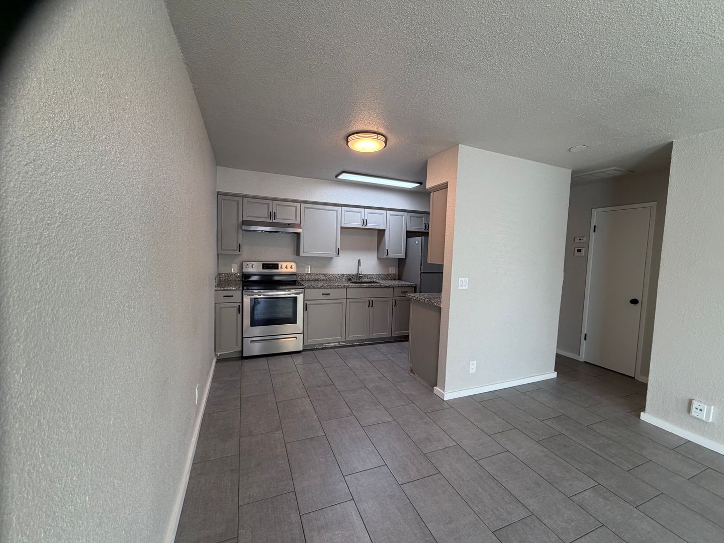 Fresno Apartment: 116 N Yosemite Ave