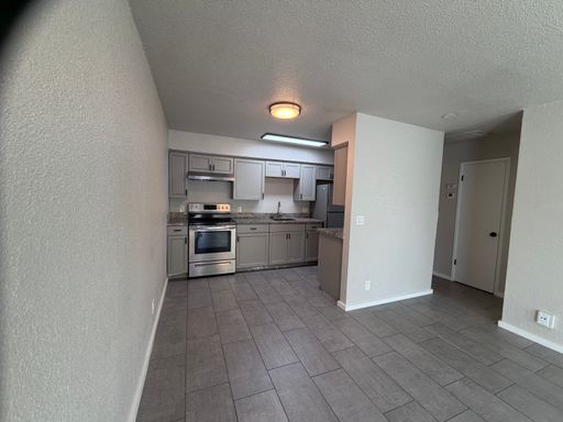 116 N Yosemite Ave., #202, Fresno, CA 93701