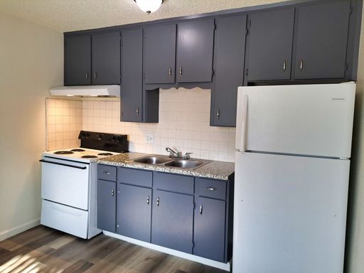 423 S. Dearing Ave., #K, Fresno, CA 93702