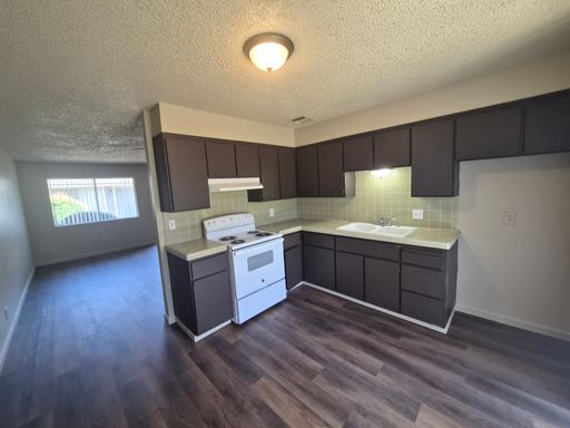 1426 Church Street - #H, Kingsburg, CA 93631