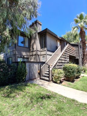 1190 S Winery Ave #222, Fresno, CA 93727
