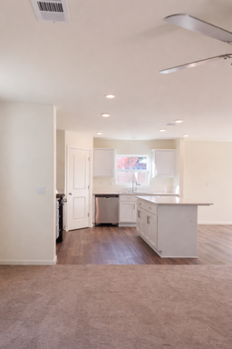 1646 Concord Ave, Madera, CA 93637