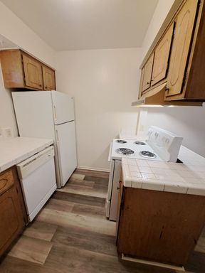 3759 N Abby St., #102, Fresno, CA 93726