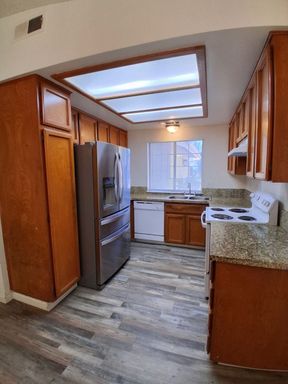 2068 W. Magill Ave. , Fresno, CA 93711