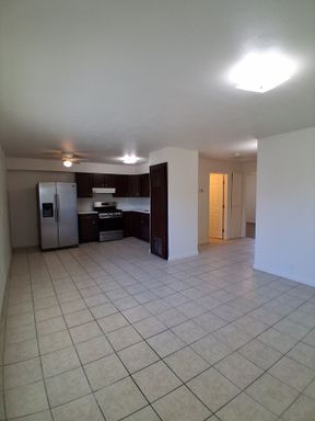 4422 E. Sierra Madre Ave., #203, Fresno, CA 93726