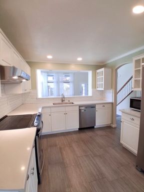 1091 E. Monticello Circle, Fresno, CA 93720