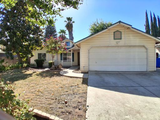 6111 N Tracy Ave, Fresno, CA 93722
