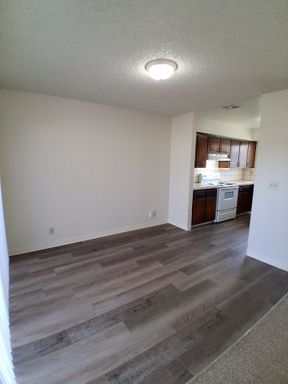 1136 E Fedora Ave, 108, Fresno, CA 93704
