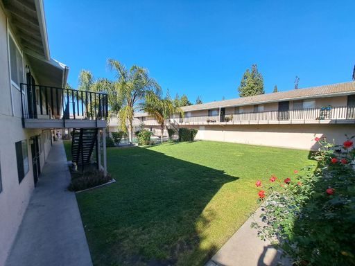 1905 E. Pontiac Way - 215, Fresno, CA 93726