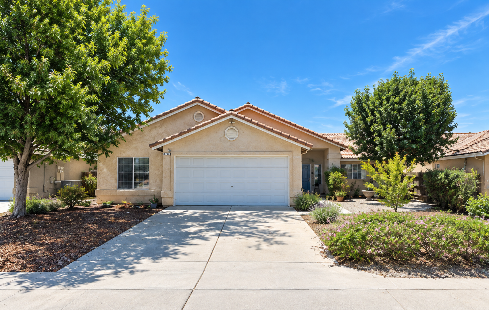 Fresno House: 6175 W Scott Ave
