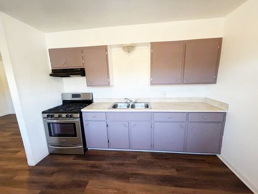 2452 S. 9th Street #A , Fresno, CA 93725