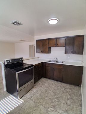 2665 N Wishon Ave, #103, Fresno, CA 93704
