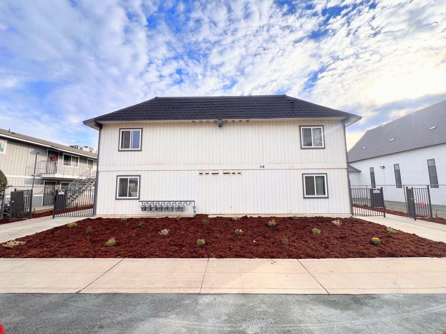 Fresno Apartment: 116 N Yosemite Ave