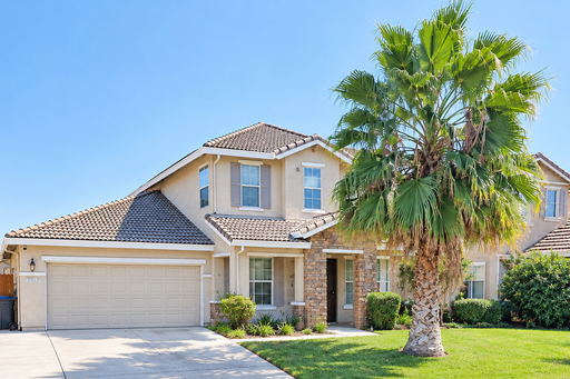2551 S. Lind Ave, Fresno, CA 93725