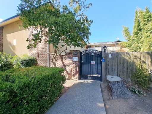 3349 E Sierra Madre Ave - C, Fresno, CA 93726