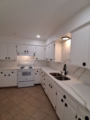 4724 W. Ashlan Ave, Fresno, CA 93722