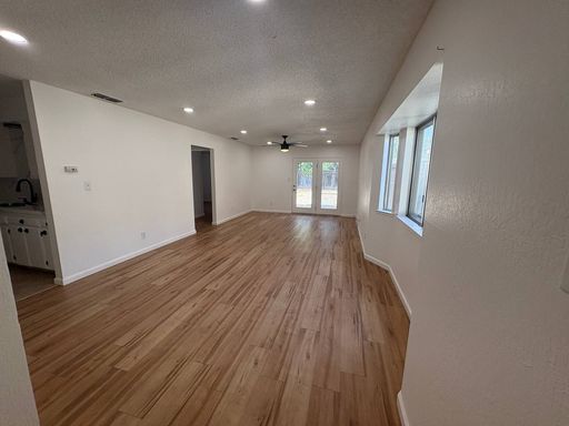 4724 W. Ashlan Ave, Fresno, CA 93722