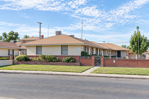 3478 E. Clinton Ave., Fresno, CA 93703