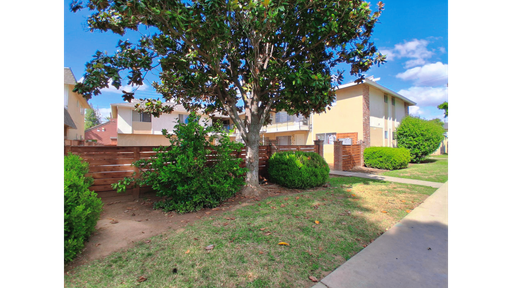 3331 E Sierra Madre Ave - D, Fresno, CA 93726