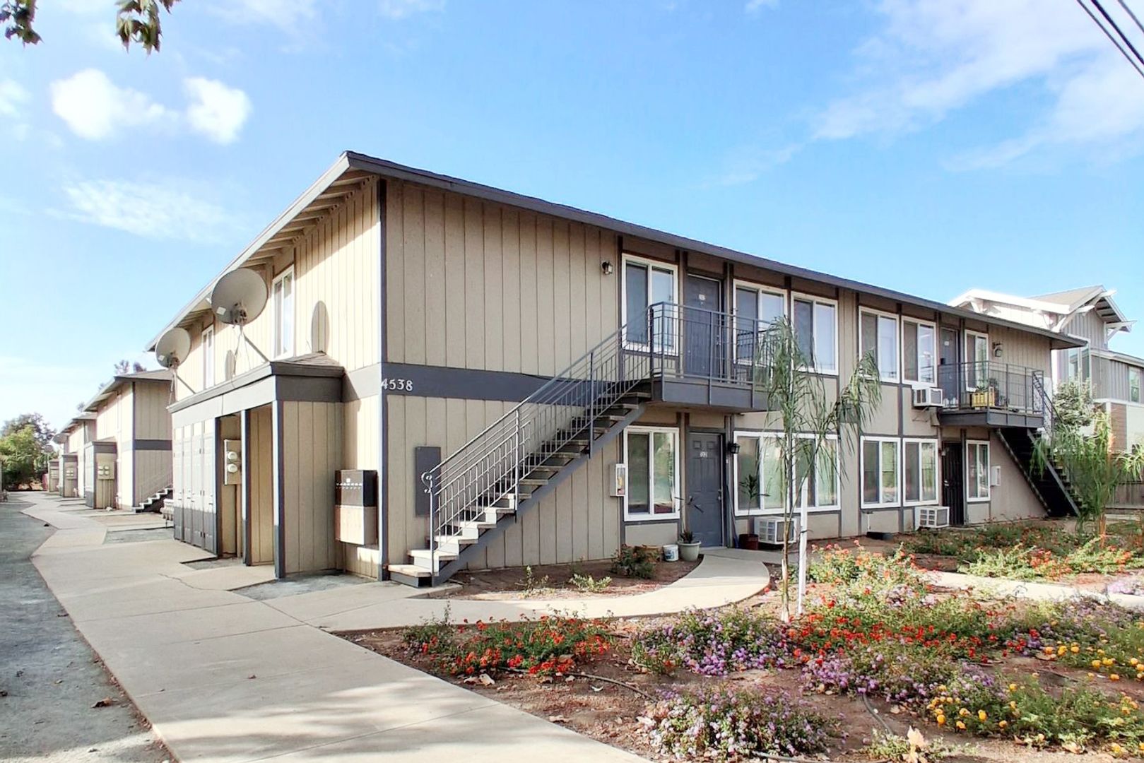 4538 E. Hamilton Ave. - 202, Fresno, CA 93702