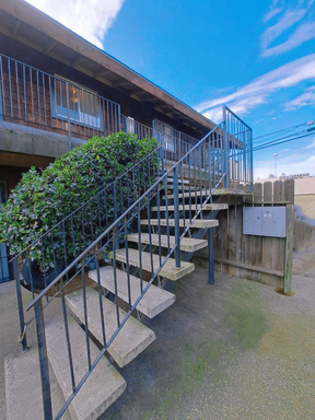 3749 N. Abby St., #201, Fresno, CA 93726